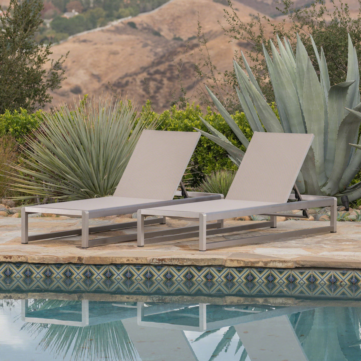 Outdoor Chaise Lounge (Set of 2) With Adjustable Aluminum Frame And Textilene Mesh Seating - Gray