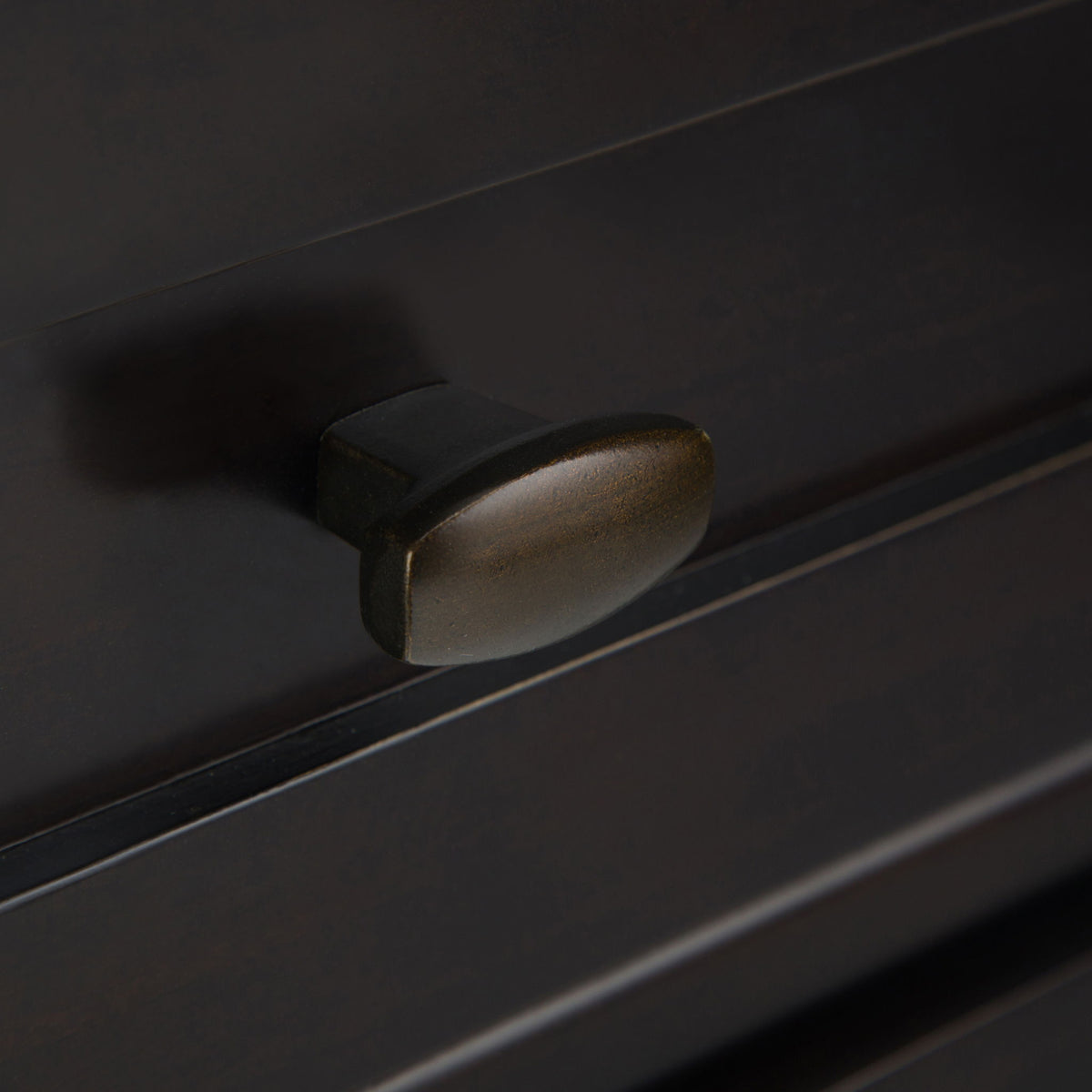 Warm Shaker - Handcrafted Bedside Table