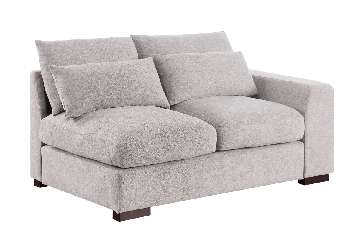 Tatman - Sectional With 2 Ottomans