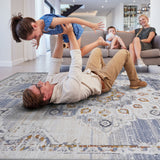 Payas - 8' X 10' Medallion Area Rug - Cream / Gold