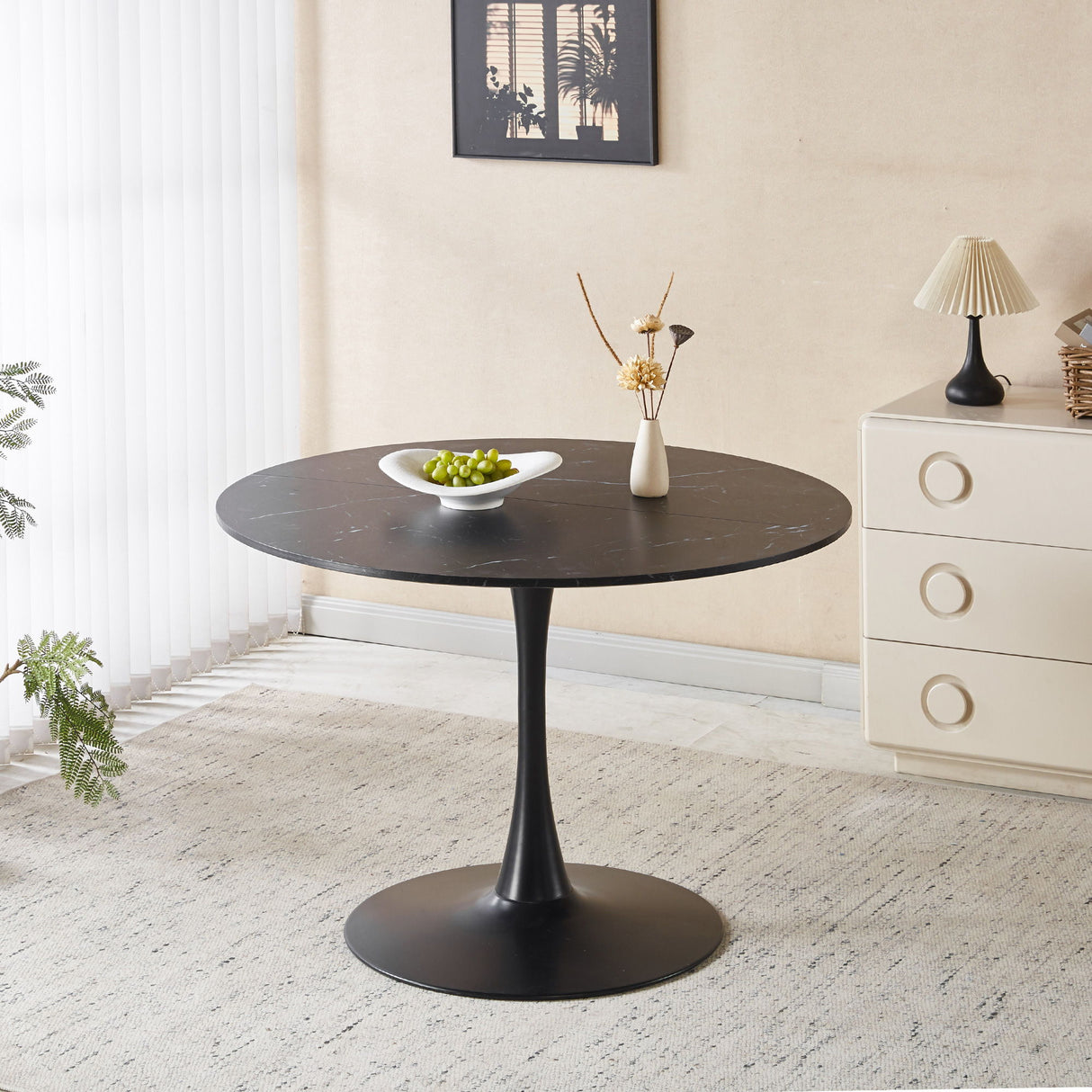 Round Tulip Table, Pedestal Design